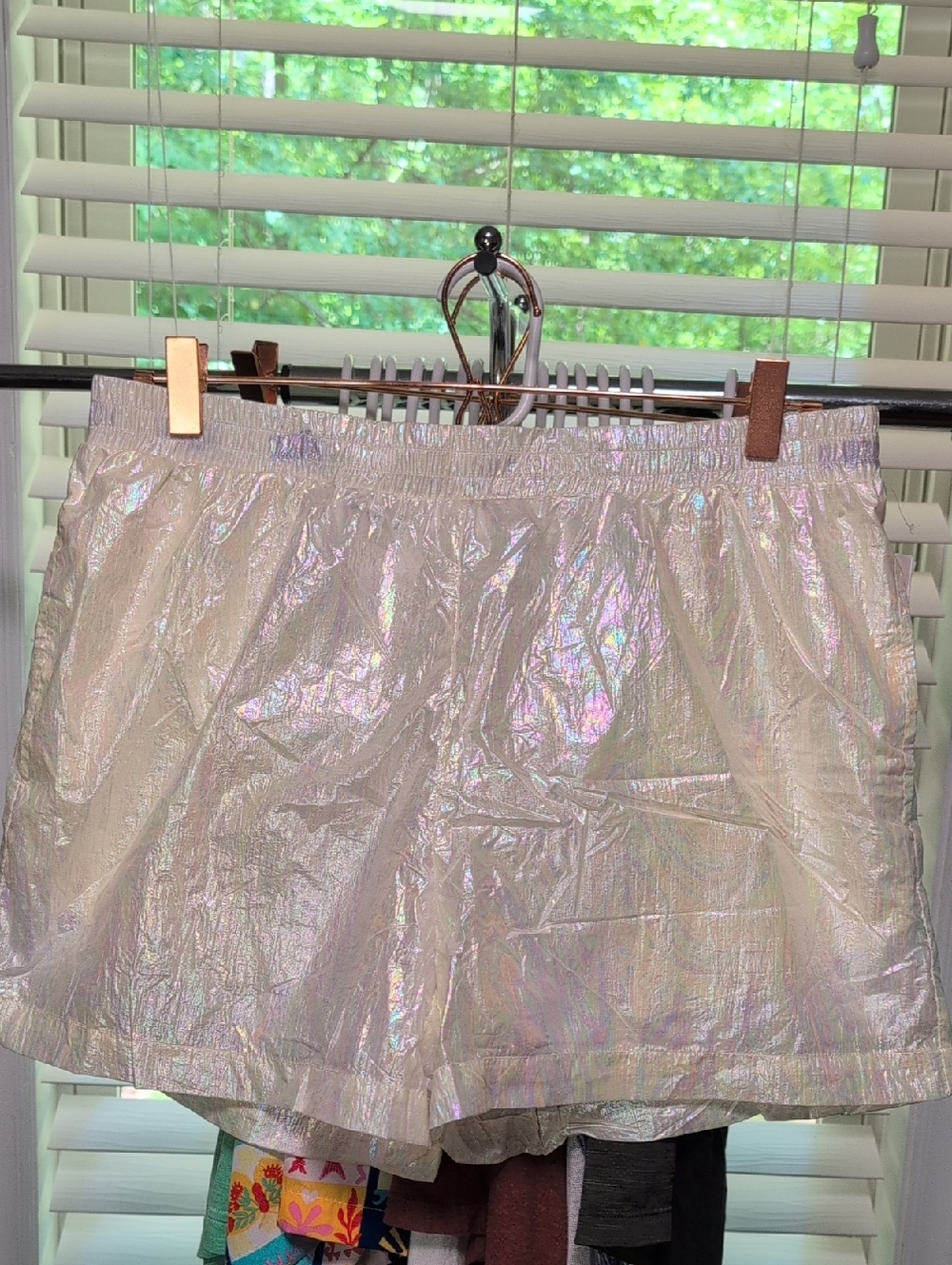 BP Nordstrom Iridescent White Women’s Elastic-Waist Shorts
